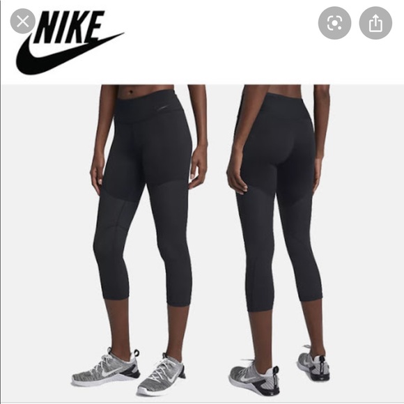 Nike crop tights